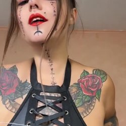 Sexy Betty Bong Leaks 18+