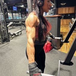 Would you volunteer to be my spotter Darling