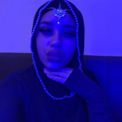 Arab 18 teen bimbo big lips dsl muslim indian princess college hijab