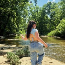 Curvy Asian teen ass pics exposed