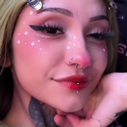 legal teen plays with herself leaked