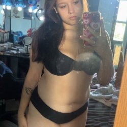 Cute slut getting clapped leaked by cuck