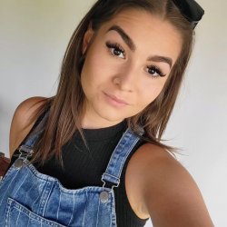 Irl Viki-dark haired sexy slut. Your fine ass needs to show off that sexy body.