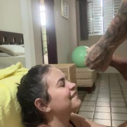 me chupa la pinga al mejor amigo de su Esposito para su only fans