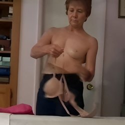 CUM HELP HER