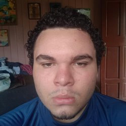soy un gordito pasivo que busca amor, soy de costa rica ✨