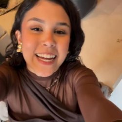 Isa Nunes cantora gostosa