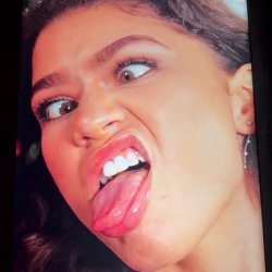 Zendaya nutty facial