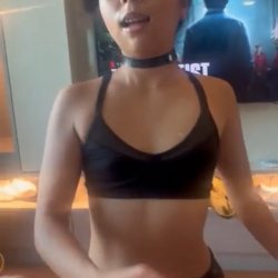 Asian handjob, loves bwc