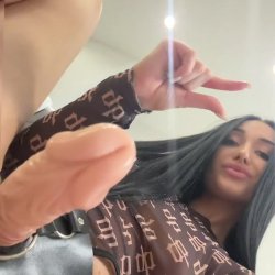 🔞 horny round ass nude slut teasing dripping 😈💦 See OF