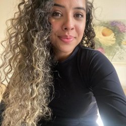 Morena rabuda gostosa demais