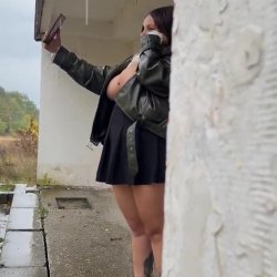 Stunning Betty Bong Leaks 18+