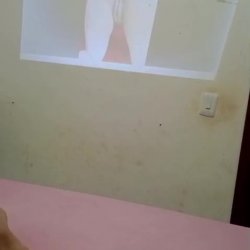 Seguidor gozando litros P/ minha mulher