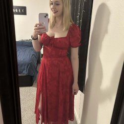 Pretty white girl needs cum