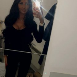 Is it that obvious I’m the hottest girl the second I enter the room