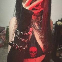 My body’s a spell, and you’re already cursed