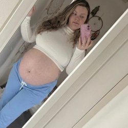 Pregnant but make it classy
