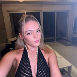 Teen Latina Big Ass Strip Poker Cosplay