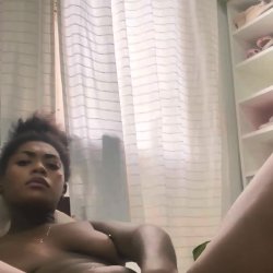 🔞Nude black babe spreading juicy ass & tits🍑💦 OF now!