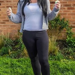 Anyone know her name or has got naughty stuff??