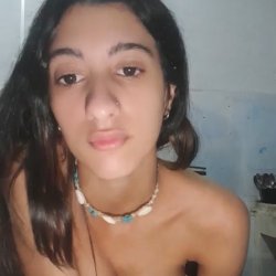Live - Novinha rabuda gostosa - P