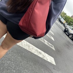 PAWGs will do anything for attention lol