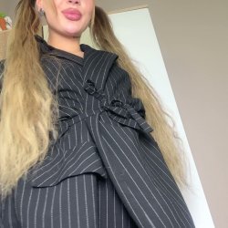 🔞 Sexy perky tits tight fingering pussy naked wet pussy 🍑💦 OF now