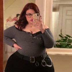 Nadia Alicia/Softest Pear Thick Latina BBW