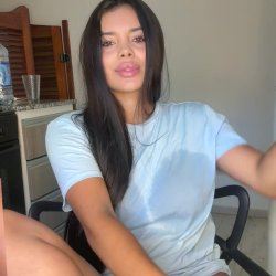 🔞 Sexy young nude horny babe round ass tight wet pussy bare feet 🫦💦🍑😈 OF now