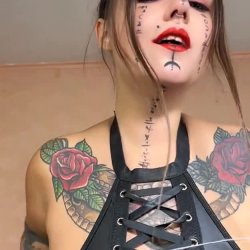 Sexy Betty Bong Leaks 18+