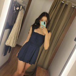 Novinha branquinha vazada