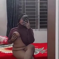 Thick Indian Snapchat nude video
