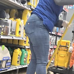 Wallyworld ass
