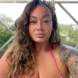 6'2 Tall Thick Gorgeous 🇵🇷 Amazon Milf.. <> Gamer Girl.. <> Loves taking young stud BBC.. [Pt-1]