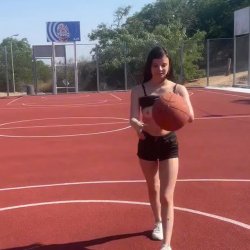 Stunning Kara Waves Leaks 18+