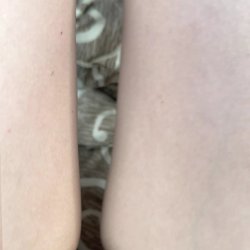 🔞 Young shaved tight wet pussy nude spread horny slut 🫦💦🍑😈 OF!