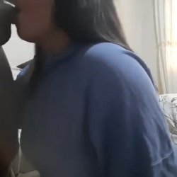 Colegialas es experta mamando y cabalgando verga 🥵