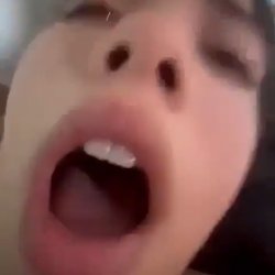 Namorada putinha dando a buceta