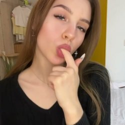 🔞 wild girl curvy body blowjob naked horny 😈💦 OF link
