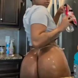 4889320973311286879