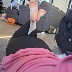 Smelly Trailer park Feet