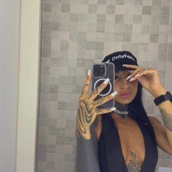 Nothing beats the charm of effortless selfies