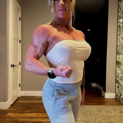 Can you survive a night with a gym girl like me