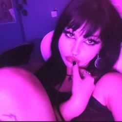 Hot Goth eGirl Begging for Loads