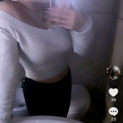 Screenshot_20251222-222552_TikTok