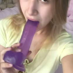 🔞 petite sexy body pussy eating nude wet pussy 💦🍑 Check my OF