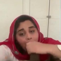 indian milf giving blowjob😮‍💨