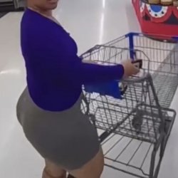 phat booty samoan…one of the best pickup artist in the game. i would say please too to that ASS…