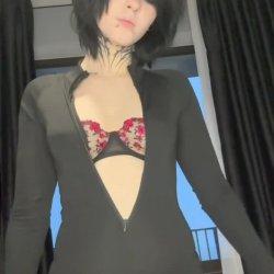 🔞 Young tattooed goth unzipping sexy bodysuit perky small tits hot tease 🫦💦🍑😈 OF now