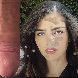 Alex@ndr@ Bot3z cum tribute
